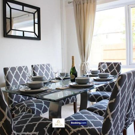 4 Bedroom House With Parking Near City Centre By Trinity Stays Short Lets & Serviced Accommodation Cambridge Zewnętrze zdjęcie