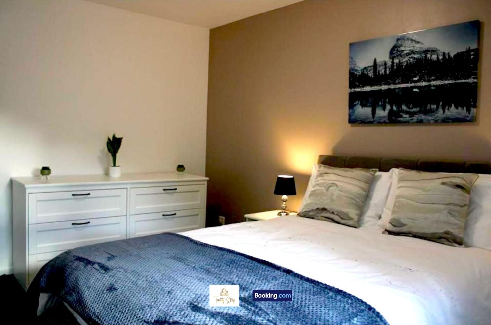 4 Bedroom House With Parking Near City Centre By Trinity Stays Short Lets & Serviced Accommodation Cambridge Zewnętrze zdjęcie