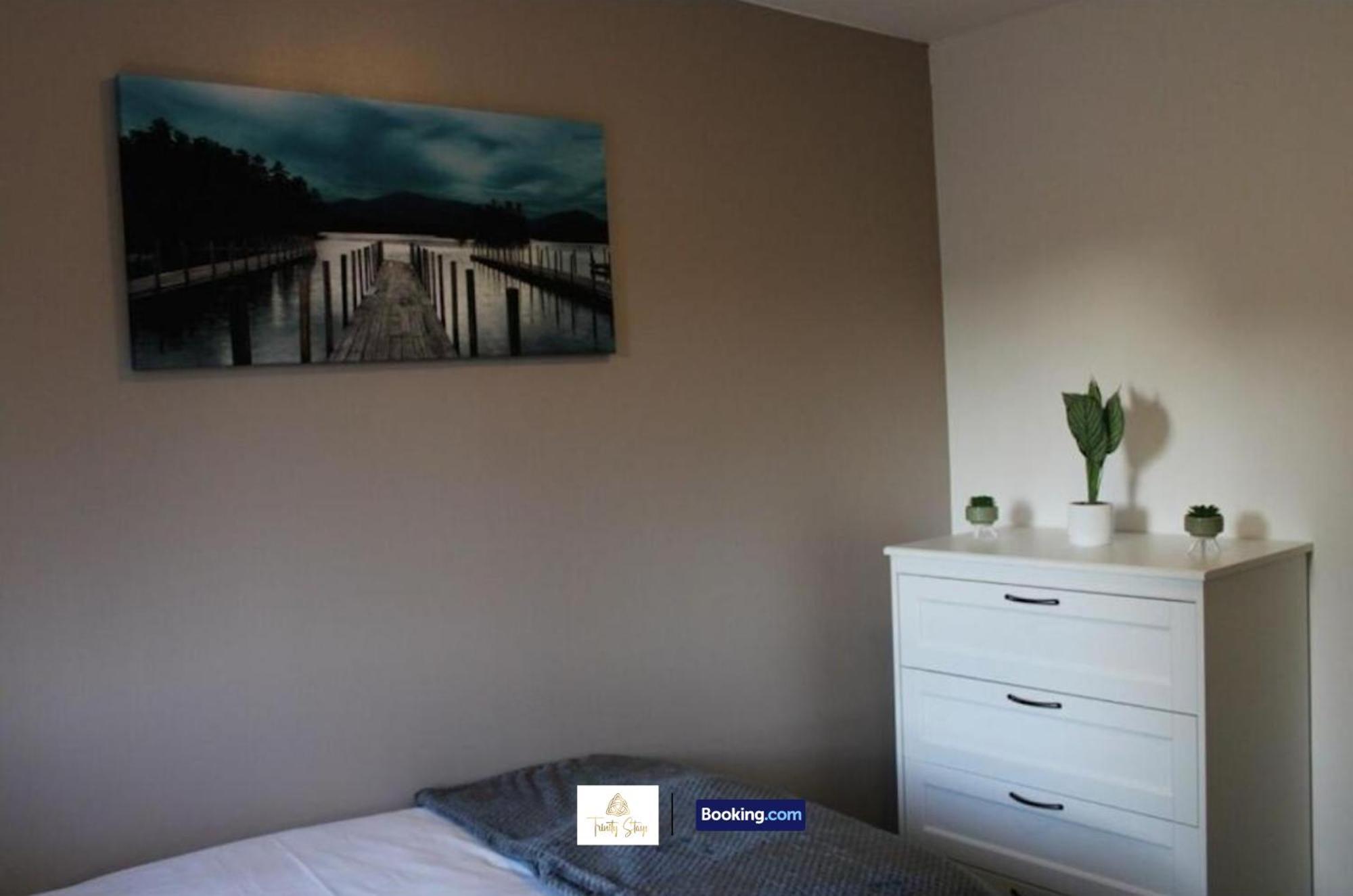 4 Bedroom House With Parking Near City Centre By Trinity Stays Short Lets & Serviced Accommodation Cambridge Zewnętrze zdjęcie