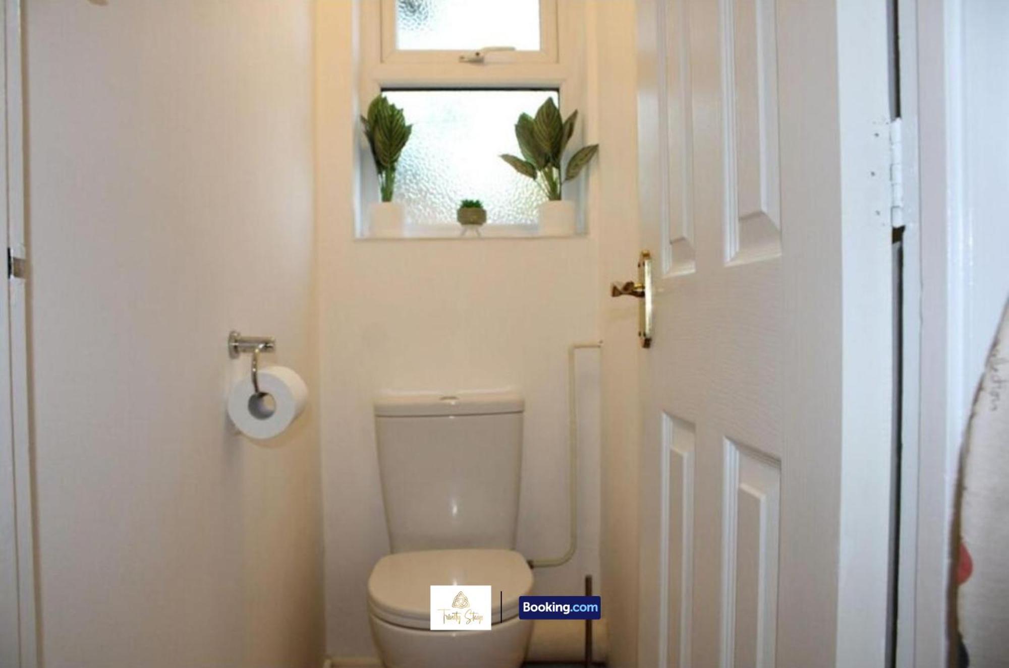 4 Bedroom House With Parking Near City Centre By Trinity Stays Short Lets & Serviced Accommodation Cambridge Zewnętrze zdjęcie